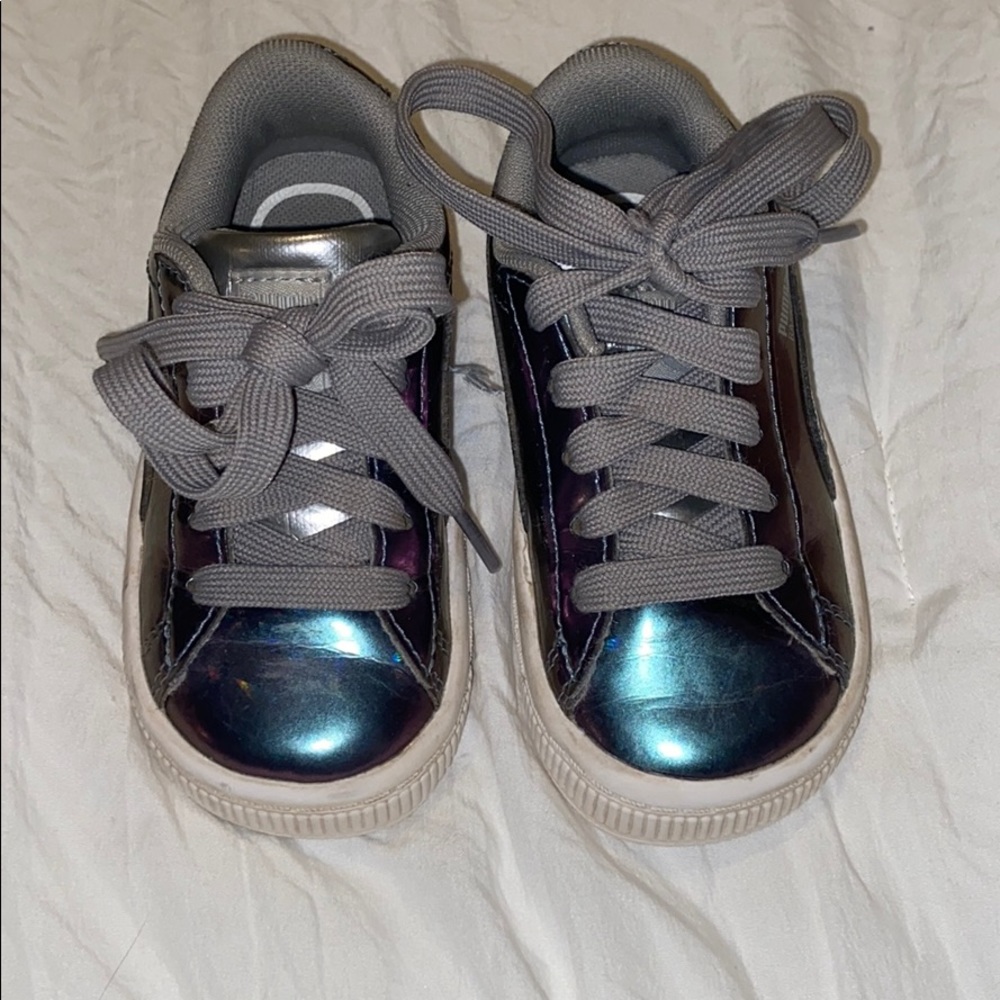 Puma girls size 7 shoes